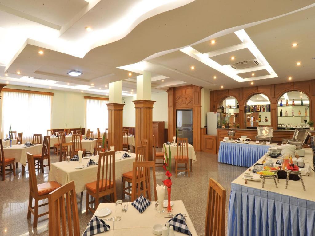 Ayarwaddy River View Hotel Mandalay Ngoại thất bức ảnh